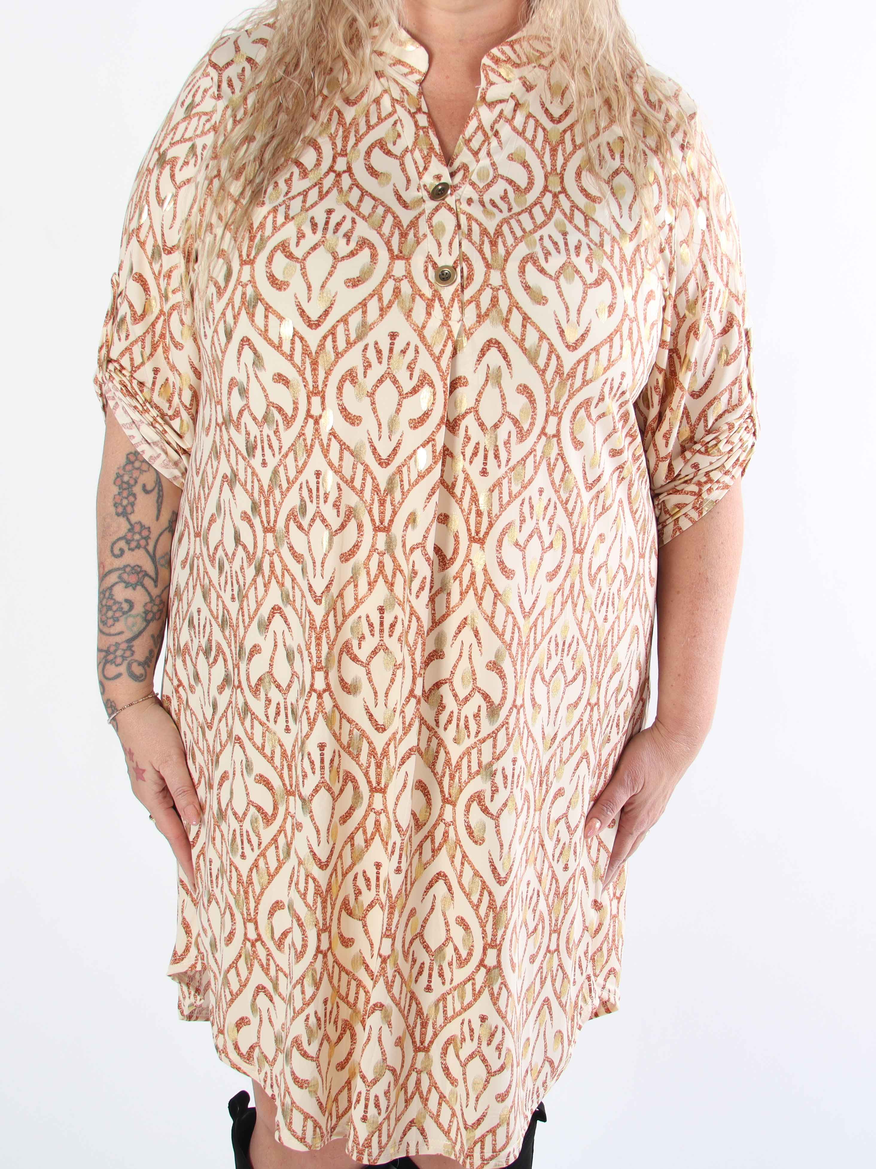 Ebba Boho Long - Elastisk plus size mønstret kjole med guld prikker